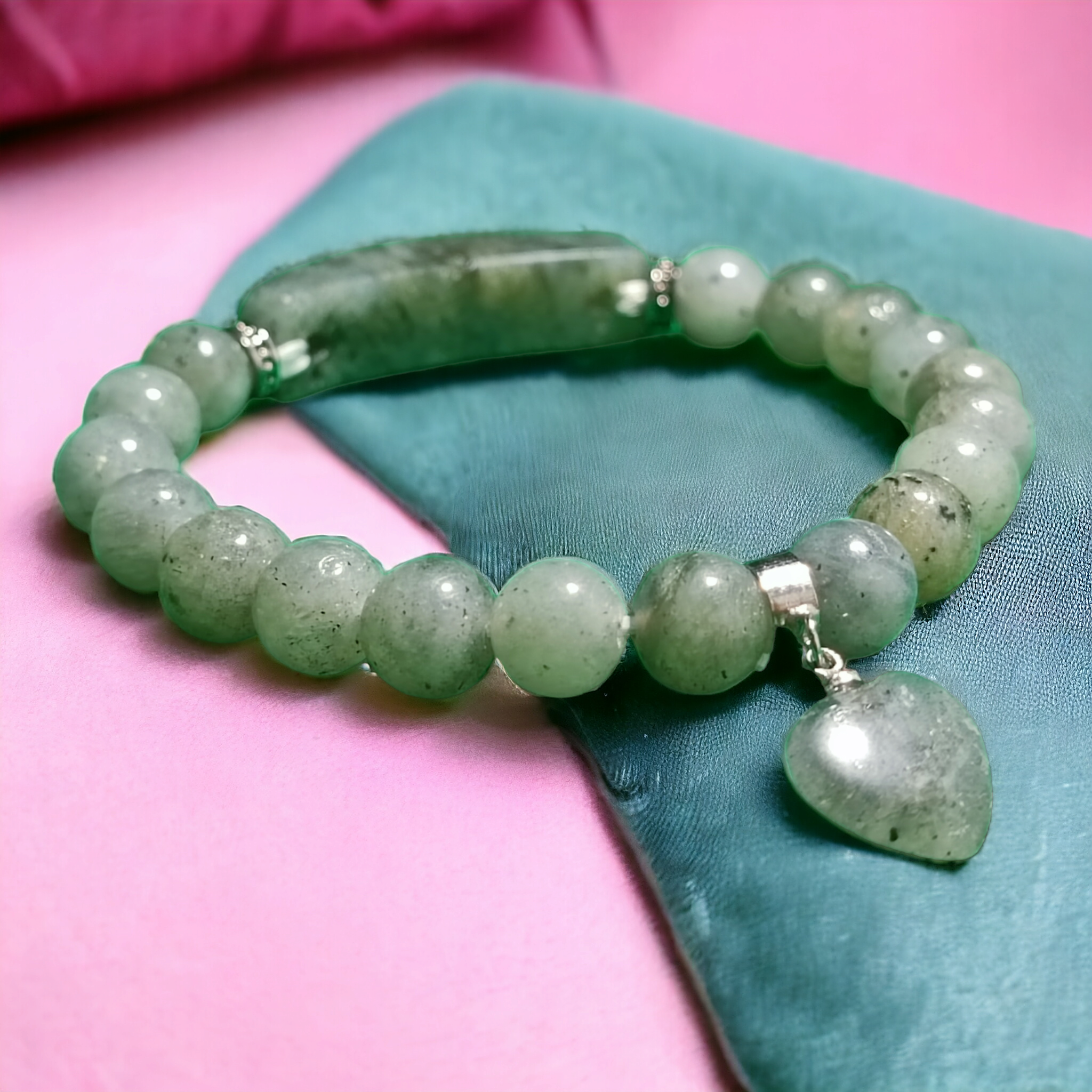 Leuchtendes Geheimnis – Labradorit-Armband